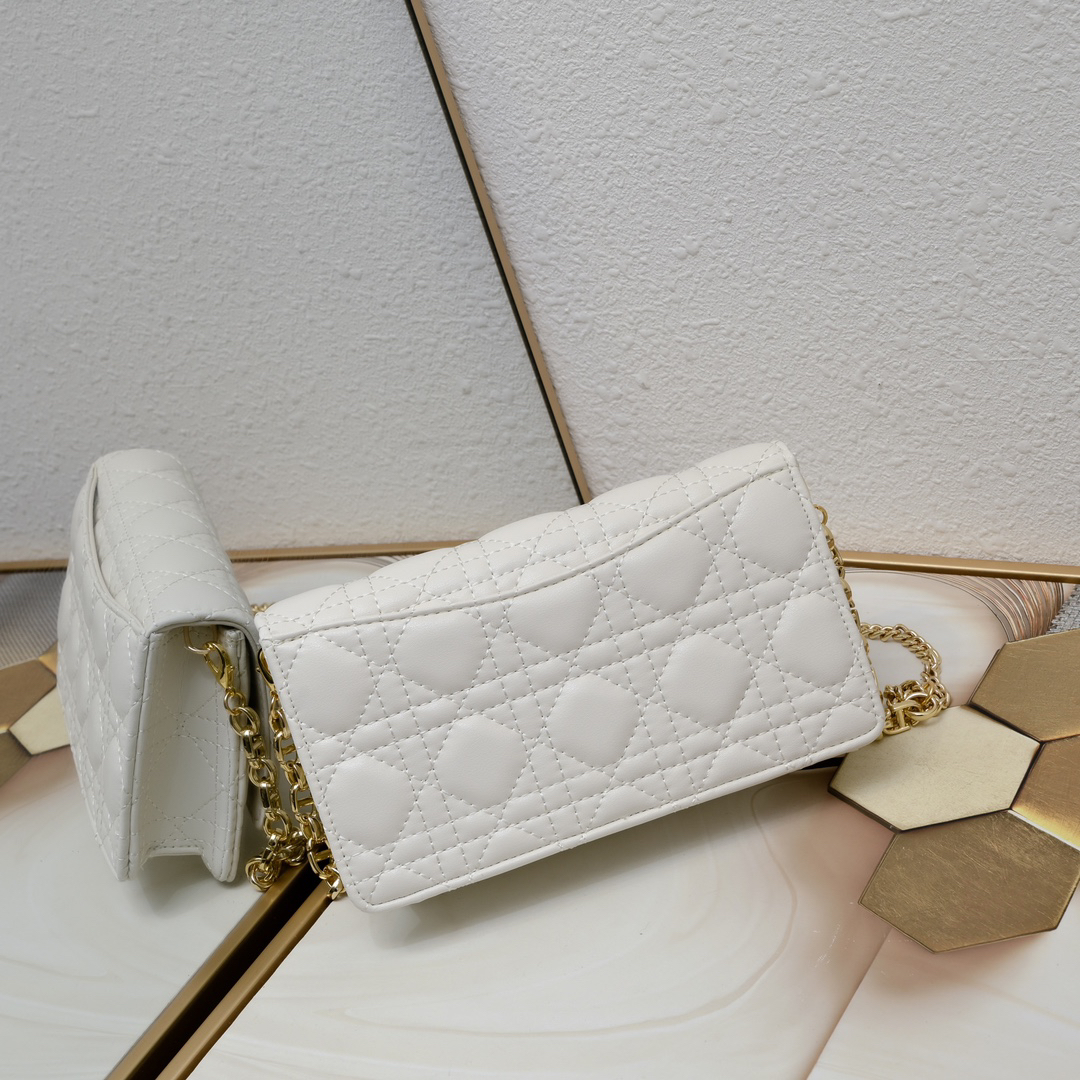 Dior Caro - Image 9