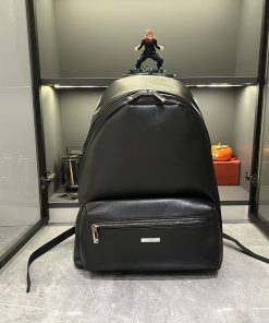Gucci Tag Large Backpack Black 45 × 33.8 × 17 cm