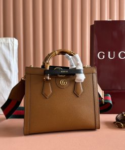Diana Medium Tote Bag Cuir Brown 24.1 × 27.9 × 10.9 cm
