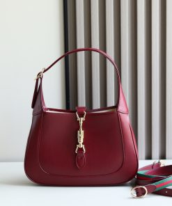 Jackie 1961 Medium Bag Red 19.1 × 27.4 × 4.1 cm