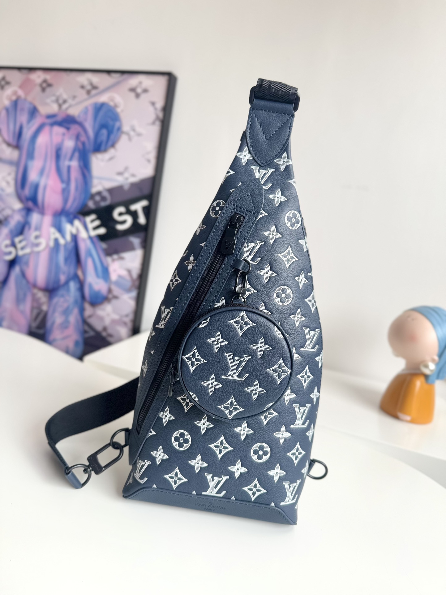 M24751 Duo Slingbag