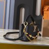 M29443 Capucines East-West Mini