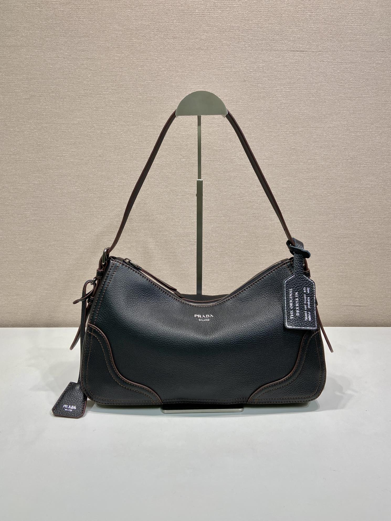 Aimée Large Leather Shoulder Bag