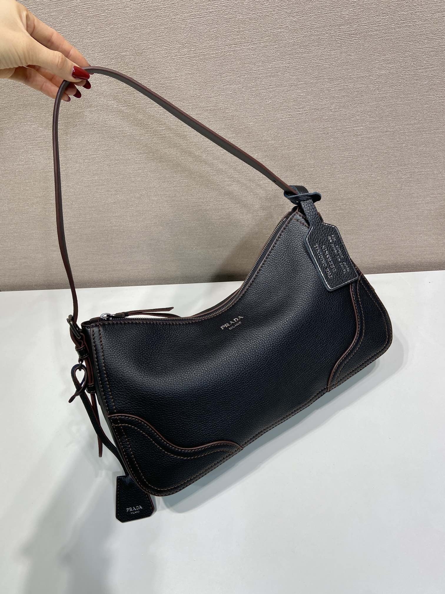 Aimée Large Leather Shoulder Bag - Image 2