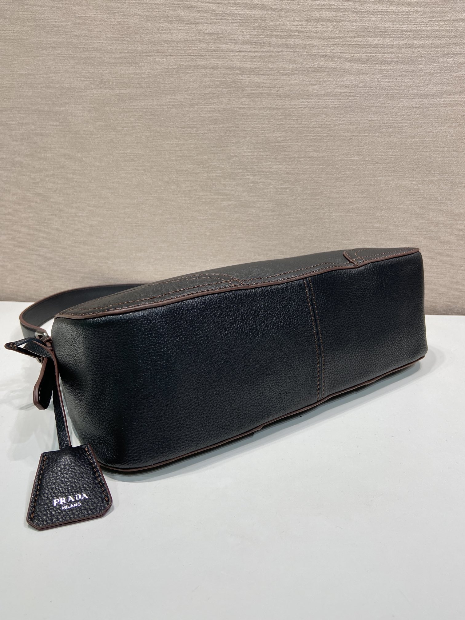 Aimée Large Leather Shoulder Bag - Image 6