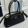 Galleria Medium Leather Bag