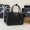Galleria Medium Leather Bag