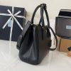 Galleria Medium Leather Bag