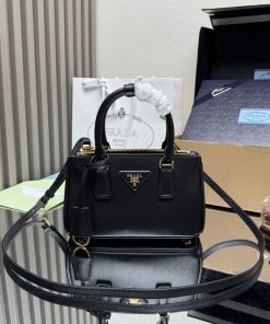 Galleria patent Saffiano leather mini-bag Black 12.5x21.0x8.5 CM