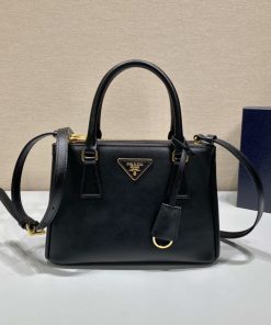 Galleria small leather bag Black 16.5x24.5x11.0 CM