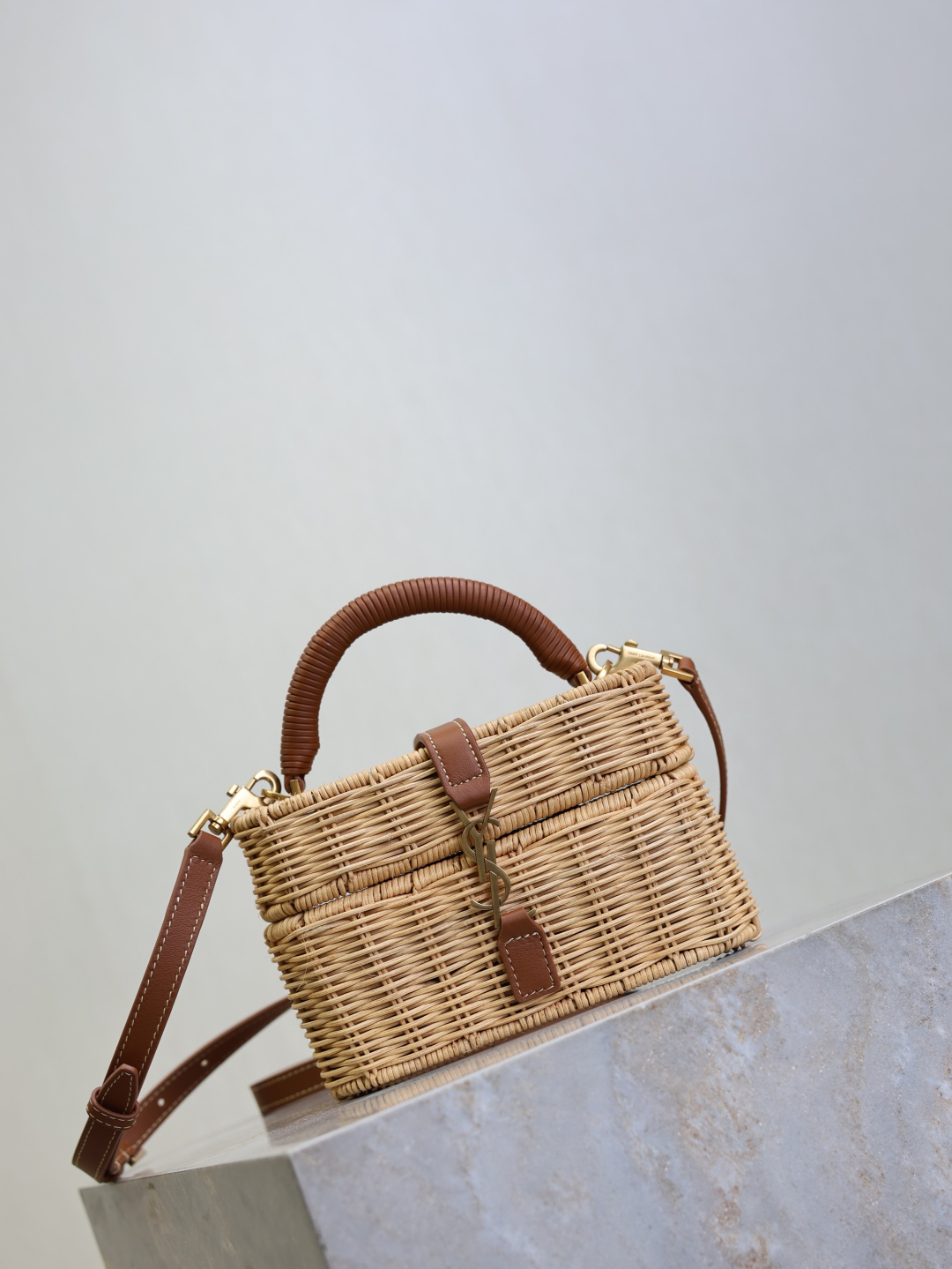 Gaby Vanity Bag - Image 2