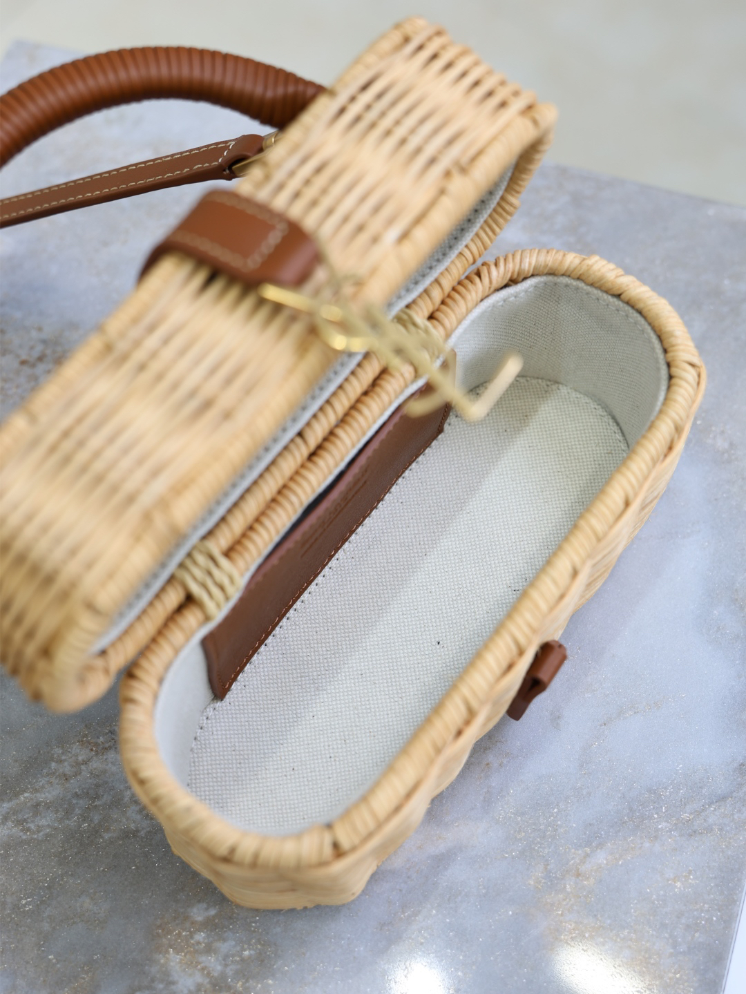 Gaby Vanity Bag - Image 6