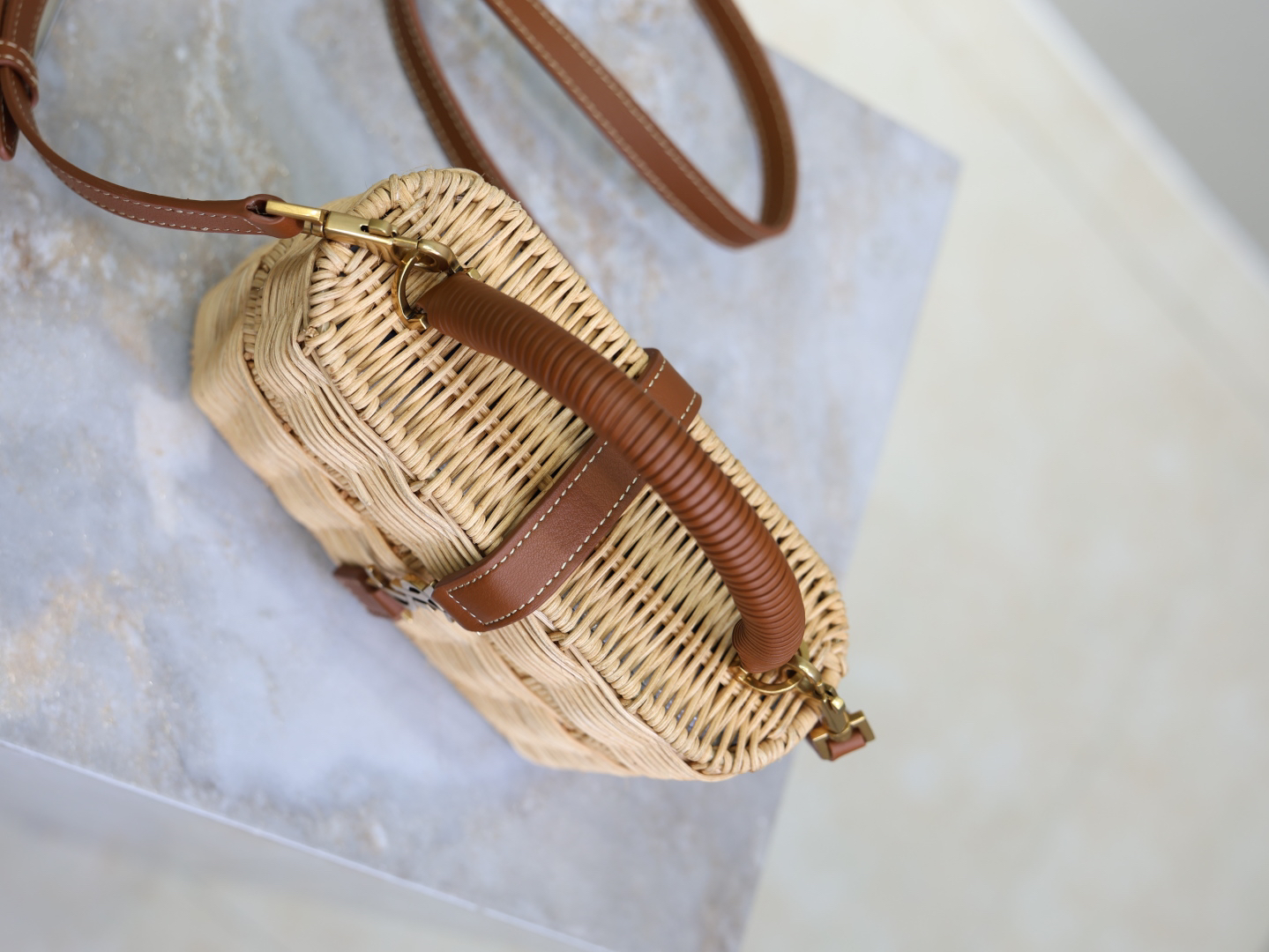 Gaby Vanity Bag - Image 7