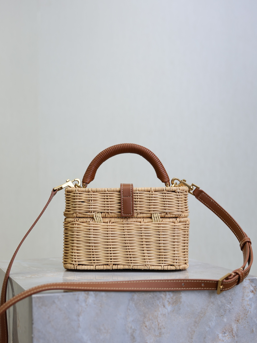 Gaby Vanity Bag - Image 9